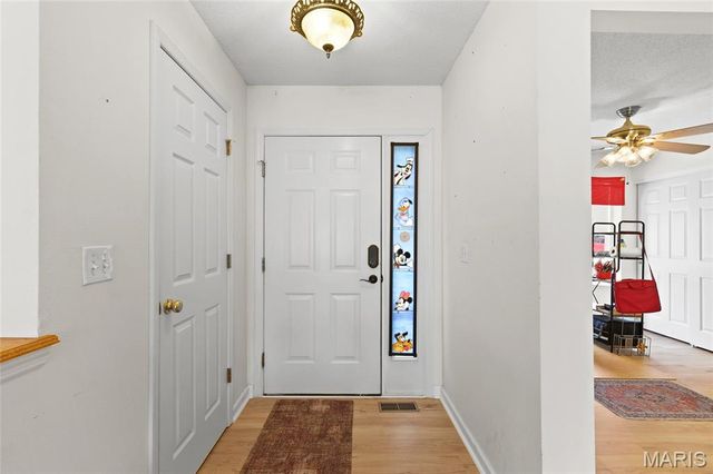 2340 Arkansas Drive, High Ridge, MO 63049