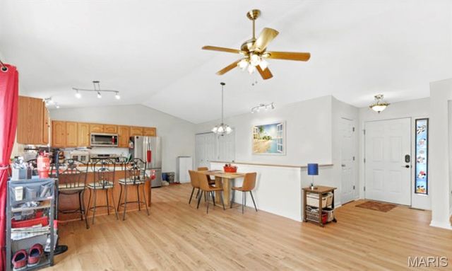 2340 Arkansas Drive, High Ridge, MO 63049