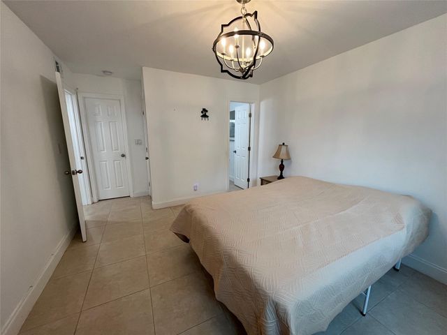 2100 NE 38th St 128, Lighthouse Point, FL 33064