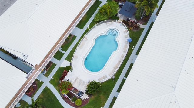 2100 NE 38th St 128, Lighthouse Point, FL 33064