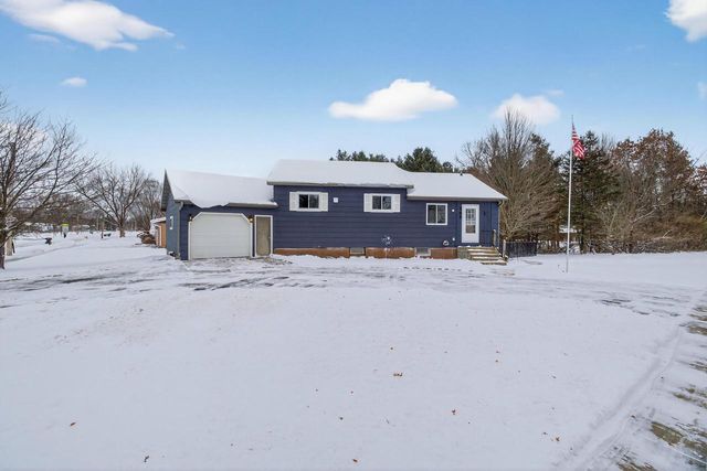 349 CRESTVIEW LANE, Nekoosa, WI 54457