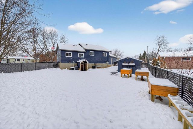 349 CRESTVIEW LANE, Nekoosa, WI 54457