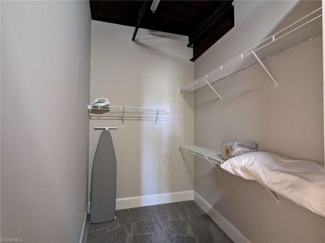 836 Oak Street 304, Winston-salem, NC 27101