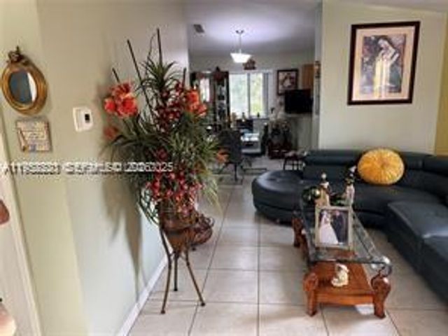 1250 SE 28th Court 206, Homestead, FL 33035