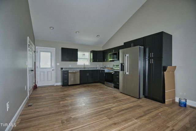 1724 Pendleton Street, Kingsport, TN 37660