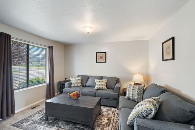 233 W 1675 N, Layton, UT 84041