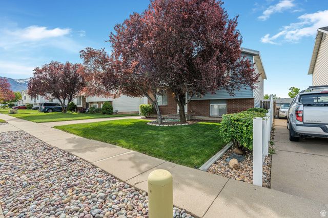 233 W 1675 N, Layton, UT 84041
