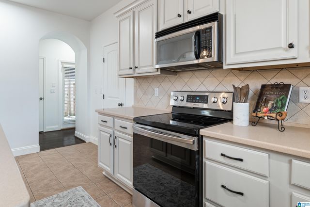 5703 PARK SIDE ROAD, Hoover, AL 35244