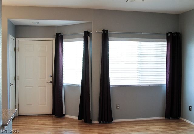 1347 Silver Sierra Street, Las Vegas, NV 89128