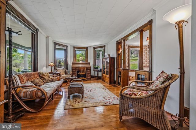 1101 YORKLYN RD, Hockessin, DE 19707