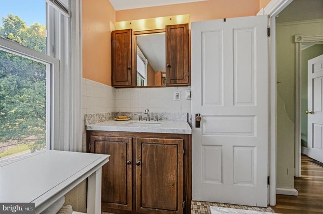 1101 YORKLYN RD, Hockessin, DE 19707