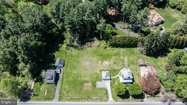1101 YORKLYN RD, Hockessin, DE 19707