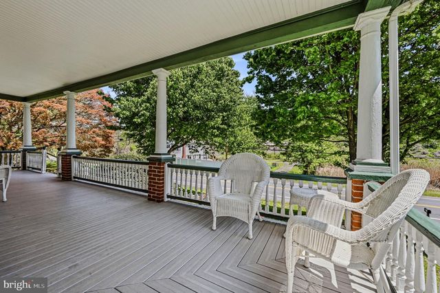 1101 YORKLYN RD, Hockessin, DE 19707