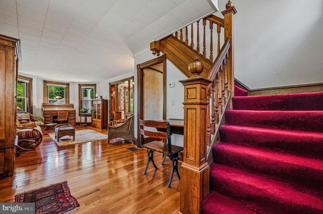 1101 YORKLYN RD, Hockessin, DE 19707
