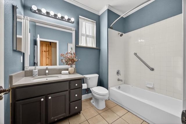 139 Ainger Cir, Sacramento, CA 95835