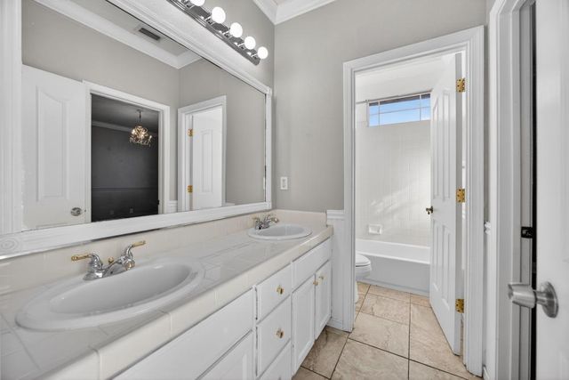 139 Ainger Cir, Sacramento, CA 95835