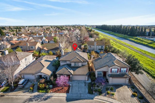 139 Ainger Cir, Sacramento, CA 95835