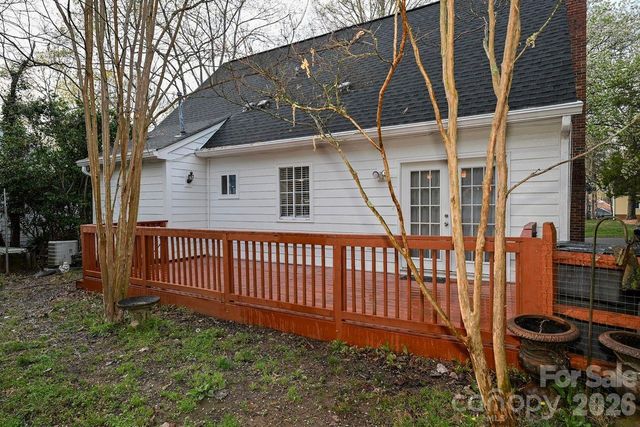 8908 Golf Ridge Drive, Charlotte, NC 28277