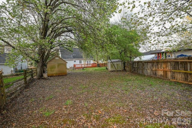 8908 Golf Ridge Drive, Charlotte, NC 28277