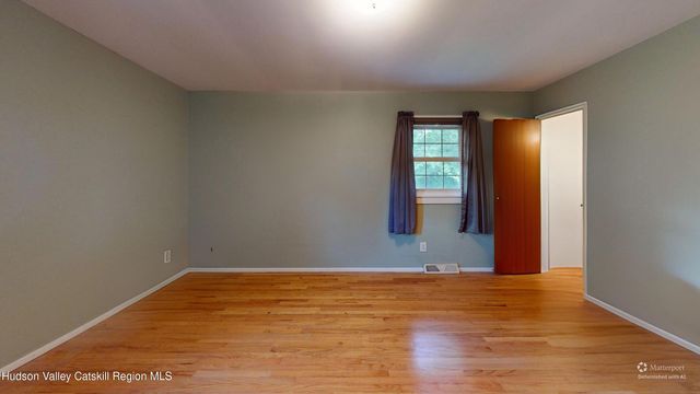 19 Shetland Drive, Delmar, NY 12054