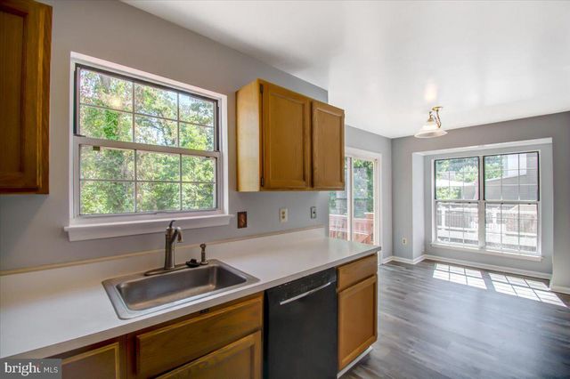 2207 COMMISSARY CIR, Odenton, MD 21113