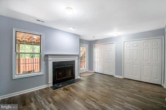 2207 COMMISSARY CIR, Odenton, MD 21113