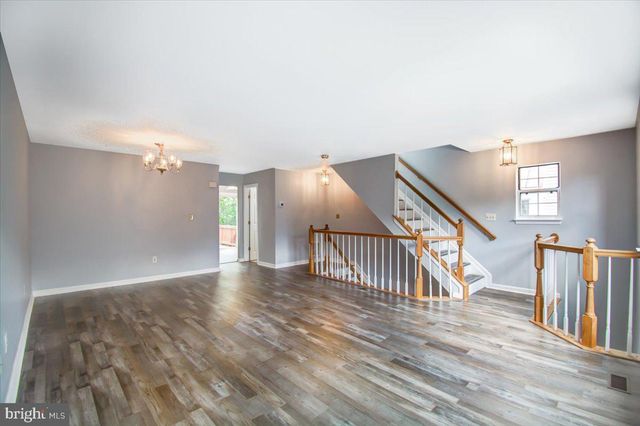 2207 COMMISSARY CIR, Odenton, MD 21113