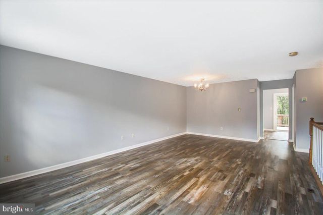 2207 COMMISSARY CIR, Odenton, MD 21113