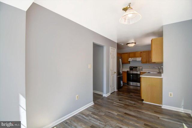 2207 COMMISSARY CIR, Odenton, MD 21113