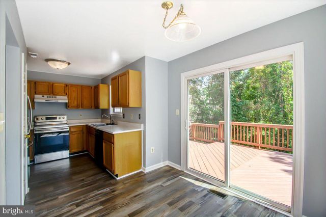 2207 COMMISSARY CIR, Odenton, MD 21113