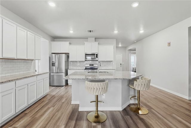 7321 Adler Dr, Corpus Christi, TX 78414