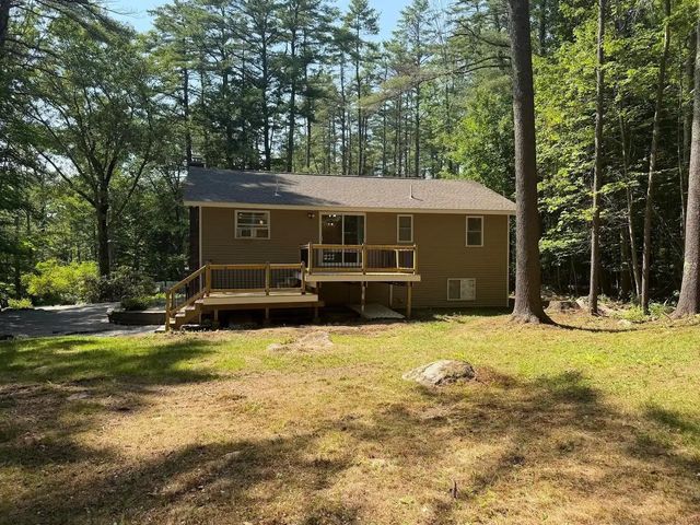 5 Robin Acres Drive, Wolfeboro, NH 03894