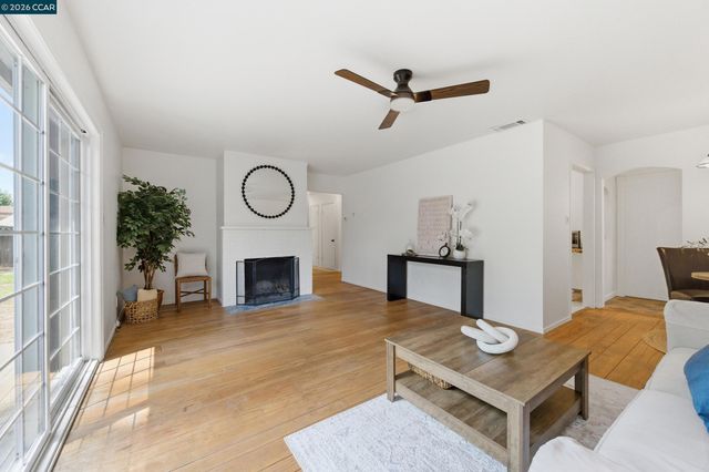 1759 Landana Drive, Concord, CA 94519