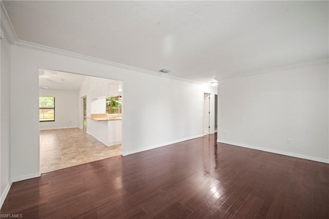 210 NE 10th AVE, Cape Coral, FL 33909