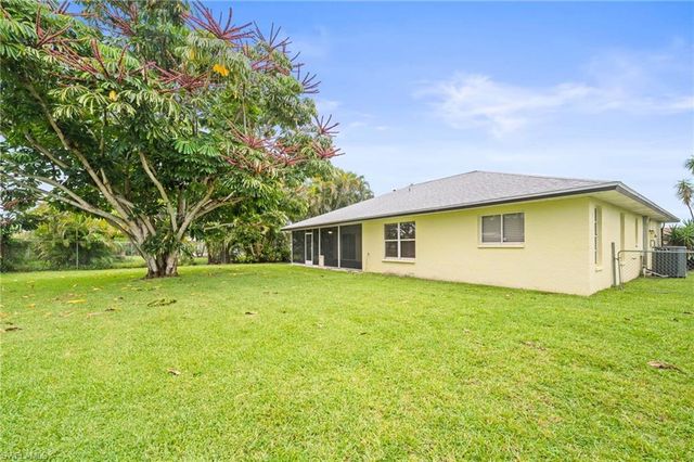 210 NE 10th AVE, Cape Coral, FL 33909