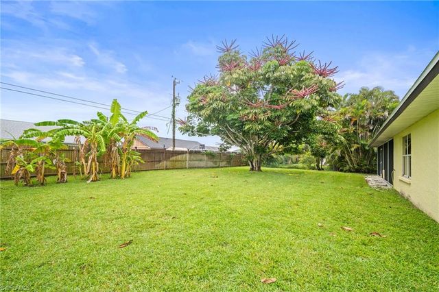 210 NE 10th AVE, Cape Coral, FL 33909