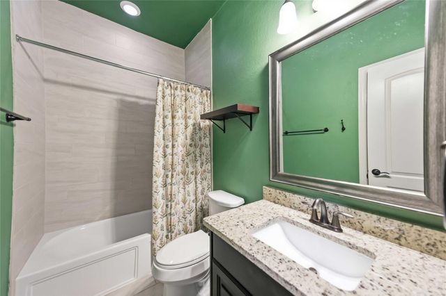 1628 Longwood Glen Lane, Friendswood, TX 77546