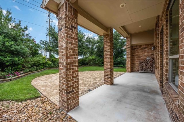 1628 Longwood Glen Lane, Friendswood, TX 77546