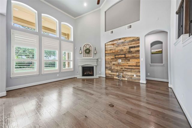 1628 Longwood Glen Lane, Friendswood, TX 77546