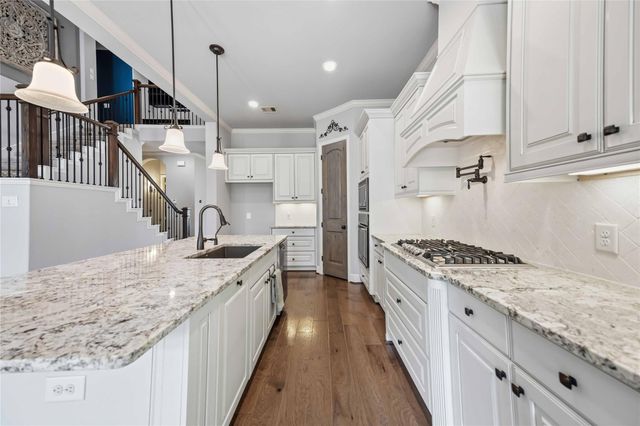 1628 Longwood Glen Lane, Friendswood, TX 77546