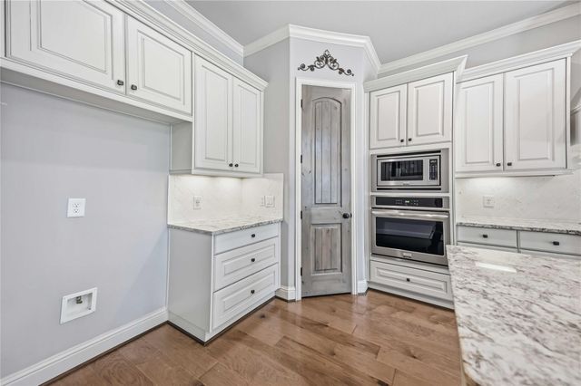 1628 Longwood Glen Lane, Friendswood, TX 77546