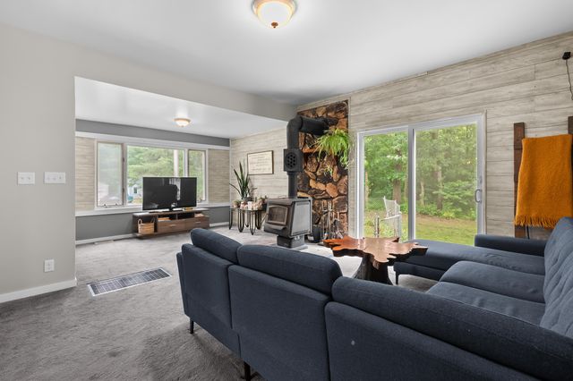 6300 Proctor Avenue, Comstock Twp, MI 49048