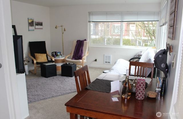 7311 Woodlawn Avenue NE, Seattle, WA 98115