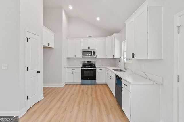 226 Highland Pointe Drive, Alto, GA 30510