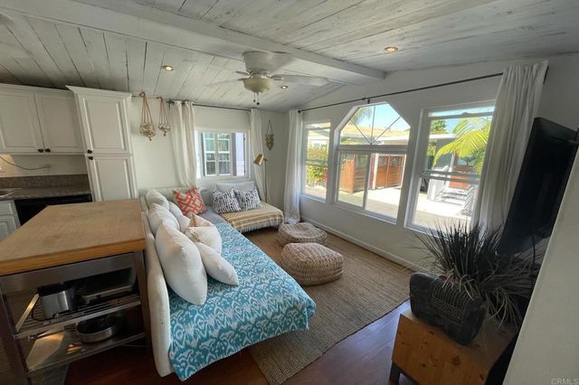 123 Jasper 38, Encinitas, CA 92024