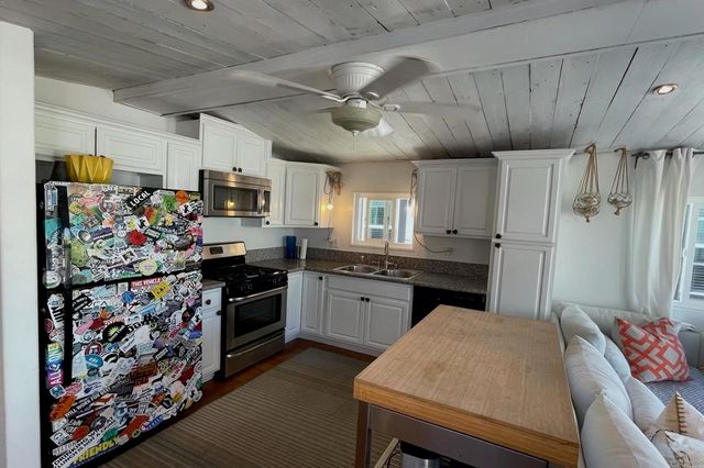 123 Jasper 38, Encinitas, CA 92024