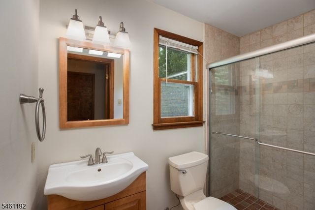 200 Hockenbury Rd, Hillsborough Twp., NJ 08844