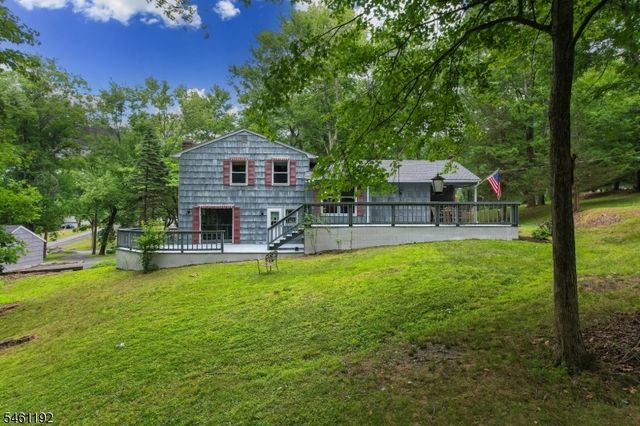 200 Hockenbury Rd, Hillsborough Twp., NJ 08844