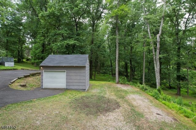 200 Hockenbury Rd, Hillsborough Twp., NJ 08844