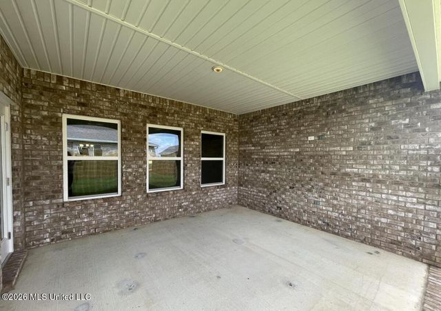 9557 Mallette Drive, Biloxi, MS 39532